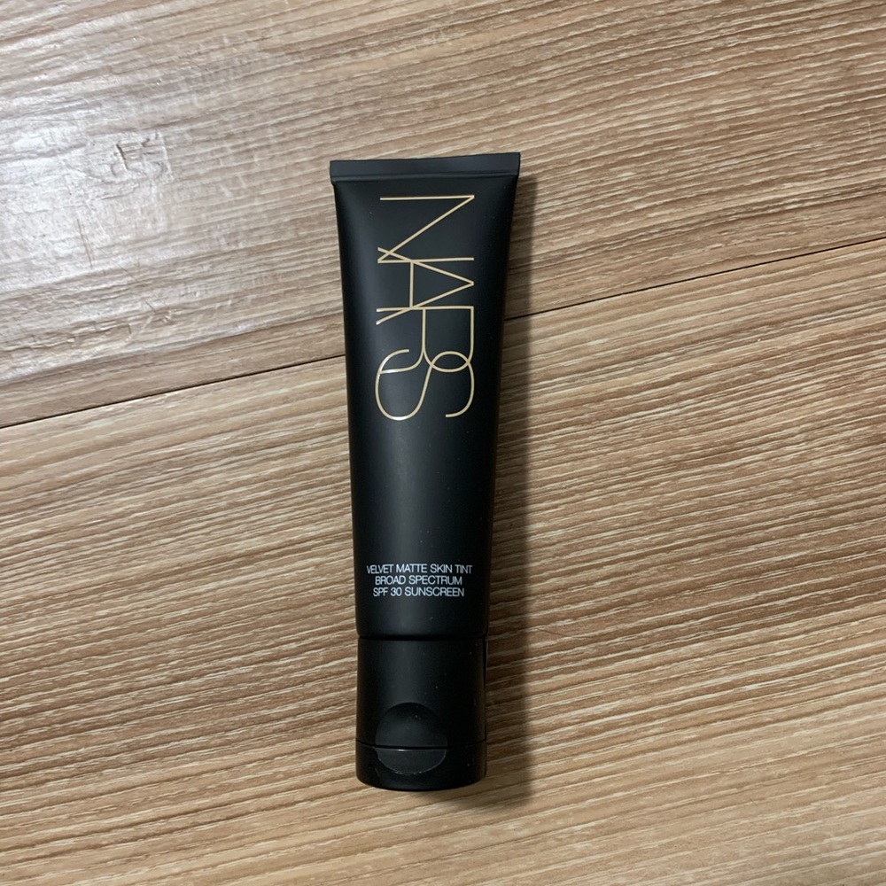 NARS tinted moisturizer - Light 3 (Groeland)